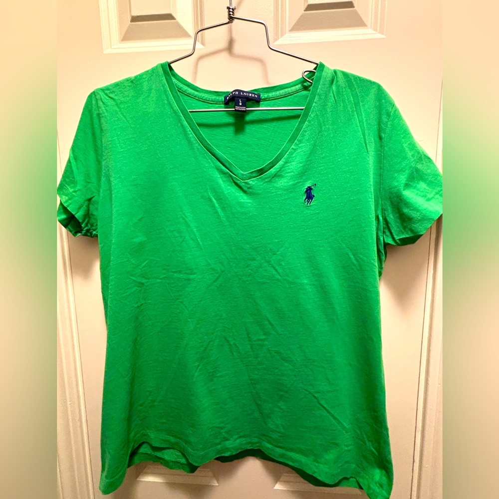 Ralph Lauren Pony Embroidered V neck  T-Shirt
Size large 
Color green